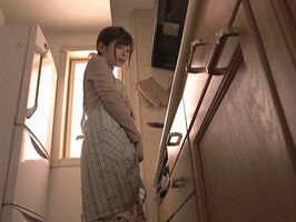 Sweet Asian Star Seduces Men for Wild Sex & Sensual Sucking Scenes