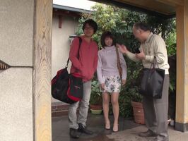 Makoto Toda Seduced by Older Gentleman – Intimate Encounter Unfolds
