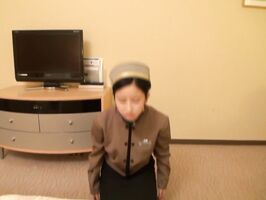 Suzu Ichinose Amateur Fun – Playing with Her Shaved Pink Pussy