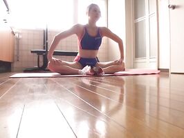 Milf Mayu Manabe Seduces in Stretching Class - Steamy Flex Appeal