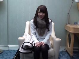 Teen Japanese amateur enjoys every inch of rod in pussy