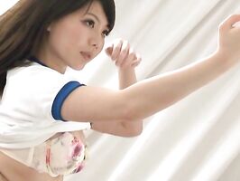 Narutsuki Ran Delivers Mind-Blowing Pleasure – An Absolute Goddess