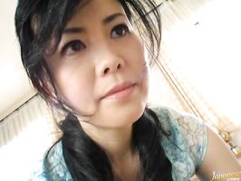 Japanese Milf Maika Asai Pleasures Herself Seductively