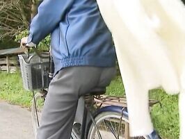 Japanese Babe Outdoor Fuck – Wild & Steamy Naked Encounter