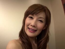 Erika Kirihara's Kinky Elevator Blowjob - Steamy Uncensored Action
