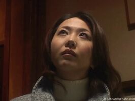 Japanese Model Fucked Hard on Floor - Late Night Raw Action